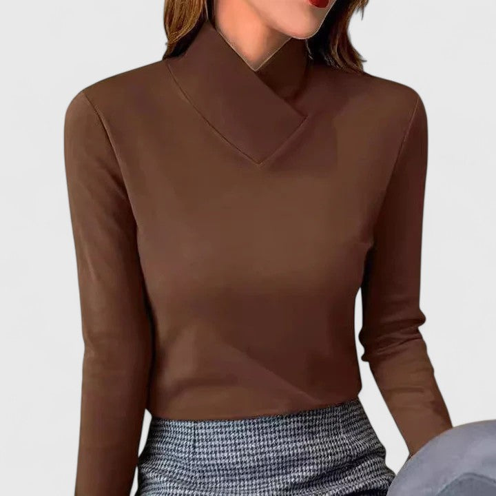 Aurelia - Elegant Turtleneck