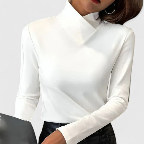 Aurelia - Elegant Turtleneck
