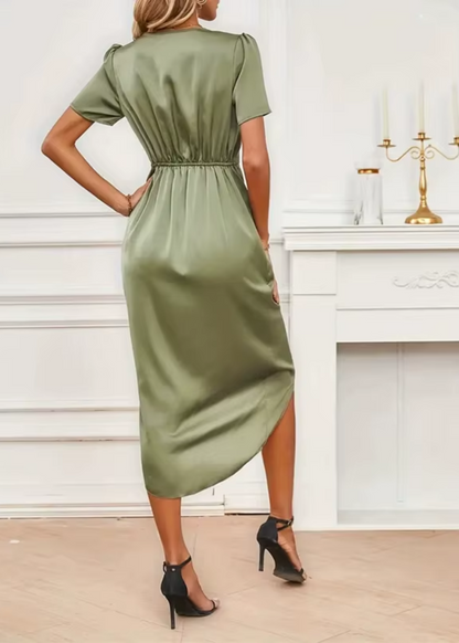 Lydia – Elegant Midi Dress