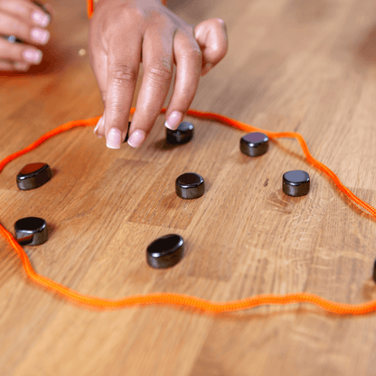 MagnetiPlay– Where Strategy Meets Family Fun