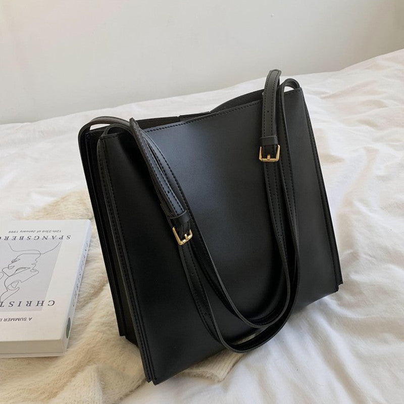 Aria Vegan Leather Tote